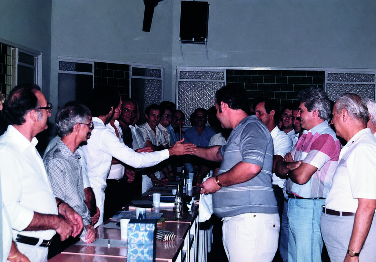 Autoridades rotárias na fundação do clube em 1986