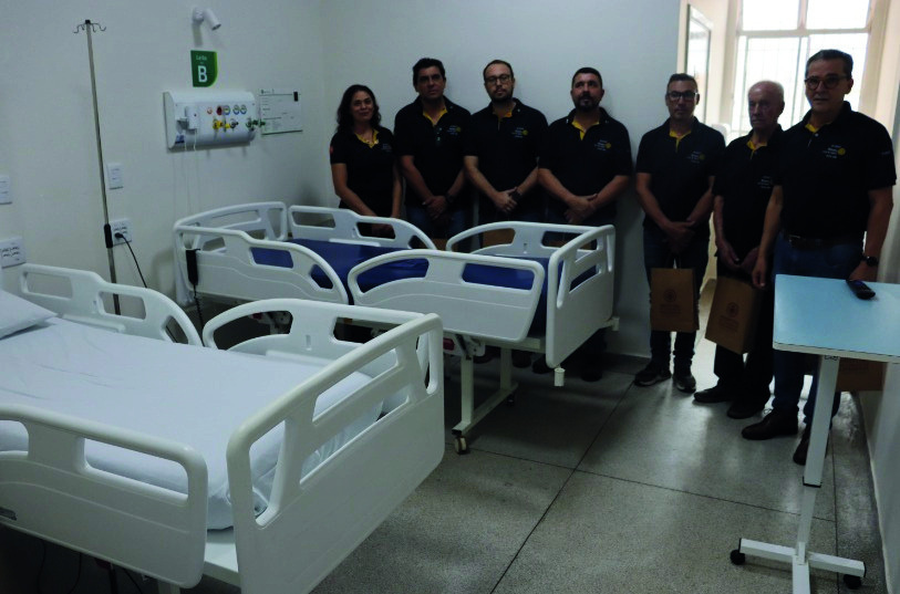 Entrega de 4 camas leito novas para o Hospital Emílio Carlos em Catanduva